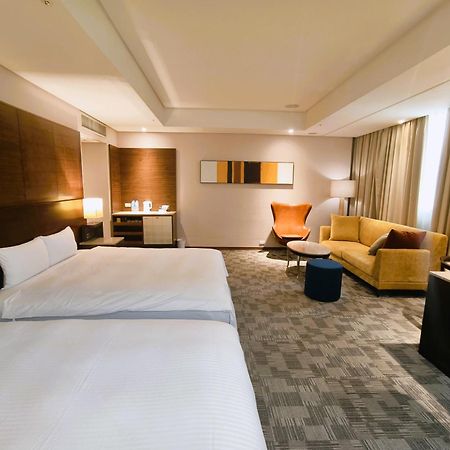 Via Hotel Breeze Taipei Luaran gambar